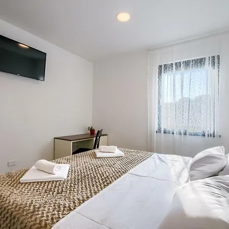 Casa de hóspedes K&t Sea Side Luxury 4*