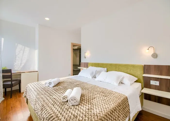 K&t Sea Side Luxury Penzion 4*
