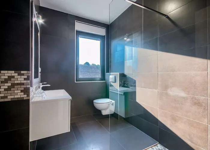 K&t Sea Side Luxury