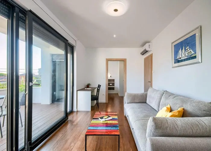 K&t Sea Side Luxury Penzion