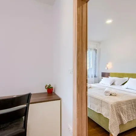 K&t Sea Side Luxury Pula